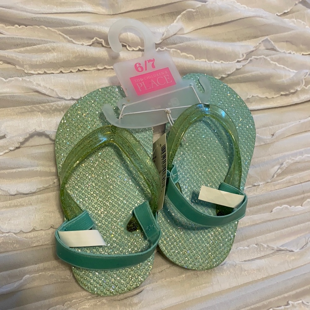 The Children’s Place aqua flip flops